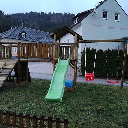 Gasthof Zum Falkenstein Hotell Schwarzau im Gebirge Eksteriør bilde